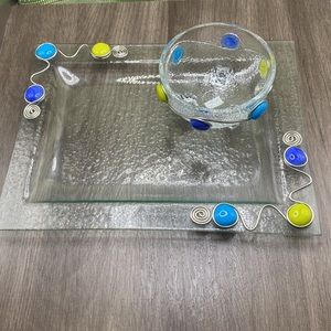 Multi color stone accented multi use tray with matching small bowl. Chips/Salsa